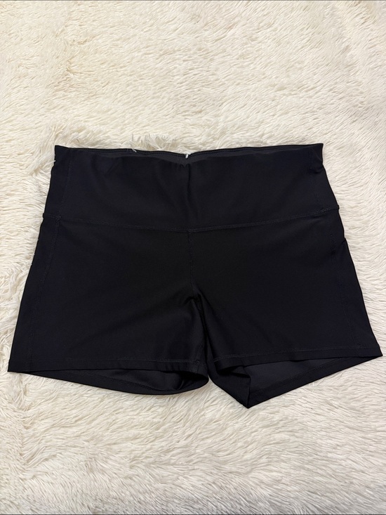 Xersion Pants - Women's Black High-Waist Performance Shorts